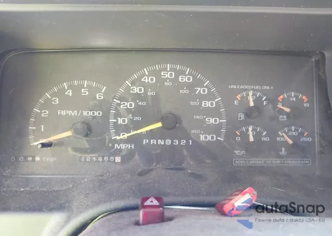 1998 Chevrolet Suburban 1500 z USA, uszkodzony, nr VIN 3GNFK16R9WG139863